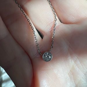 Elegant Silver Necklace with Crystal Pendant